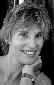 Linda Christensen Artist Portrait
